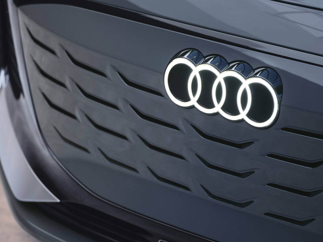 2203-Audi-a6-concept-09.jpg