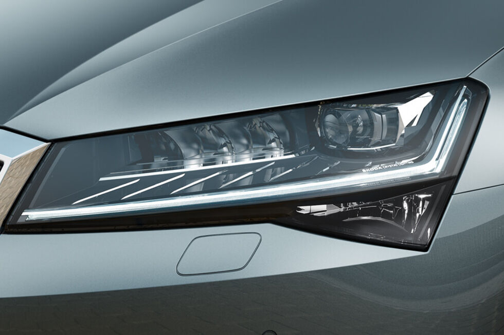 2204-skoda-superb3.jpeg