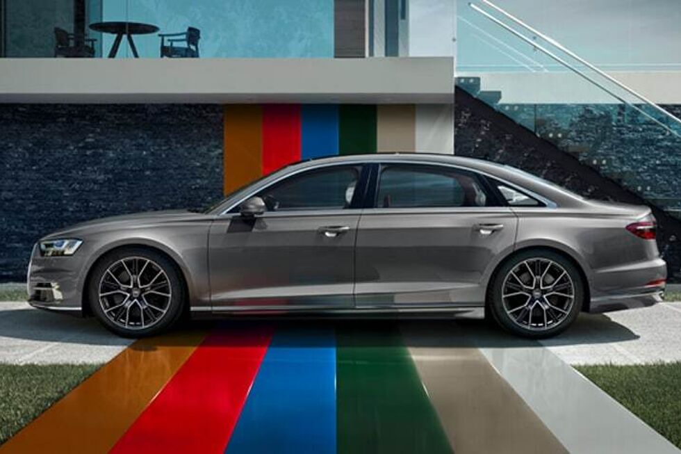 2102-audi-a8-L-09.jpg