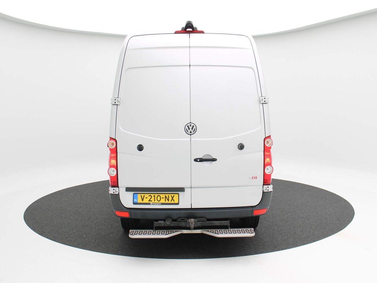 VW-Bedrijfswagens Crafter 35 2.0 TDi 164 Pk L2H2 Grijs metallic | Trekhaak | Camera | Navi |