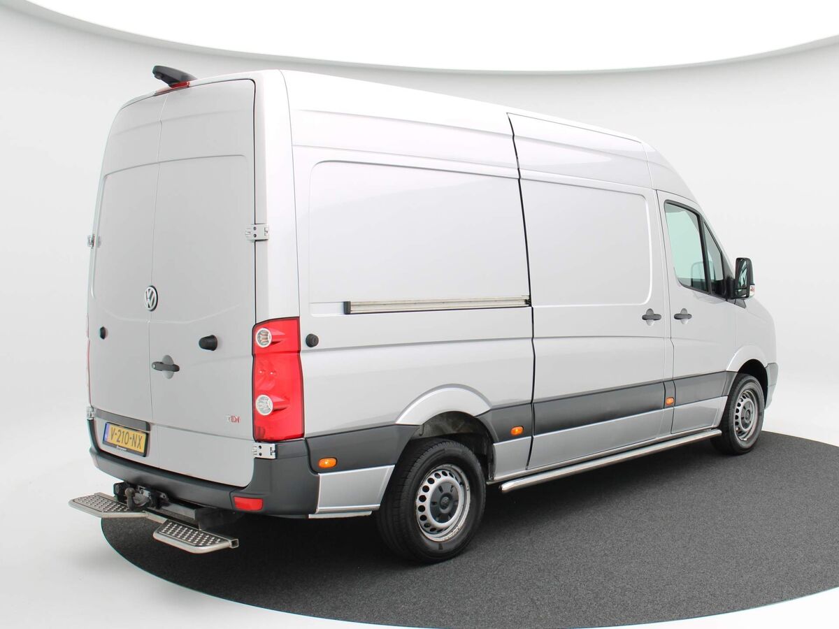 VW-Bedrijfswagens Crafter 35 2.0 TDi 164 Pk L2H2 Grijs metallic | Trekhaak | Camera | Navi |