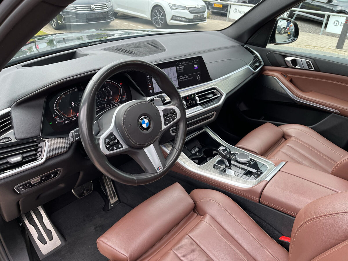 BMW X5 xDrive40i High Executive 340 pk | Leder | Panorama Dak | HUD |