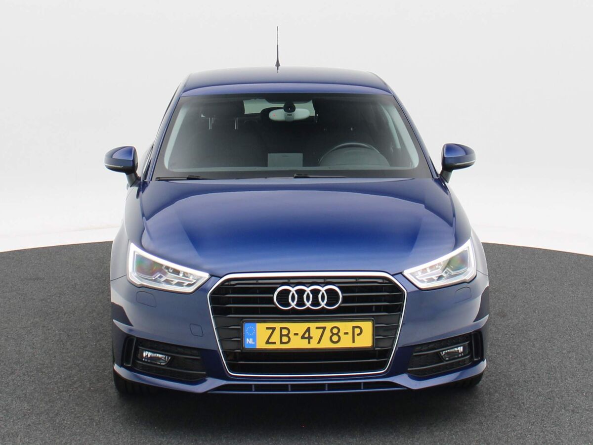 Audi A1 Sportback 1.0 TFSi S-Line Automaat | Navi | Cruise | Bi-Xenon | Bluetooth | Lederen stuur | 17 Inch