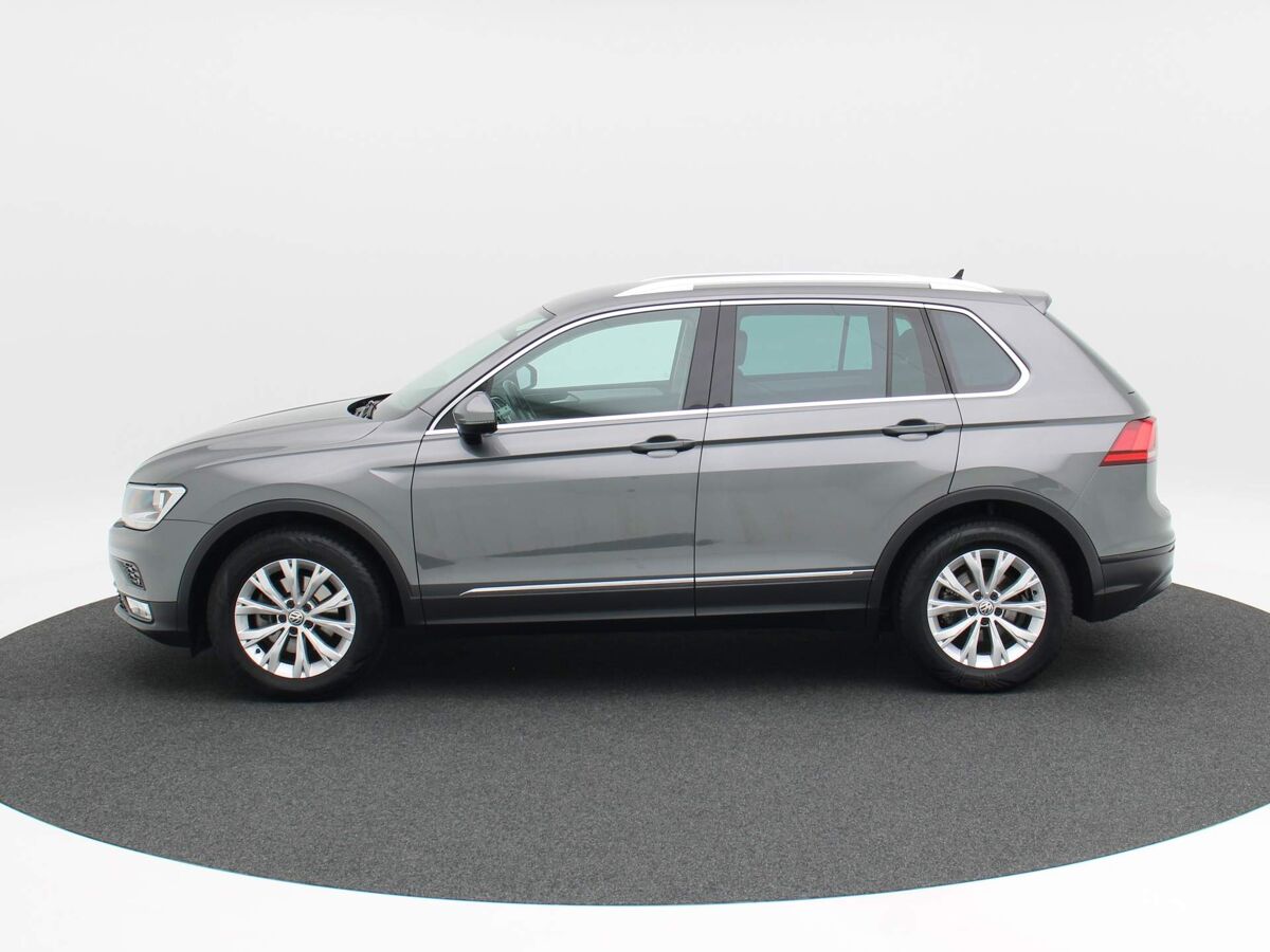 Volkswagen Tiguan 1.4 TSi 125 Pk Comfortline | Navi | ECC | Trekhaak | Cruise | 17 Inch | Parkeersensoren