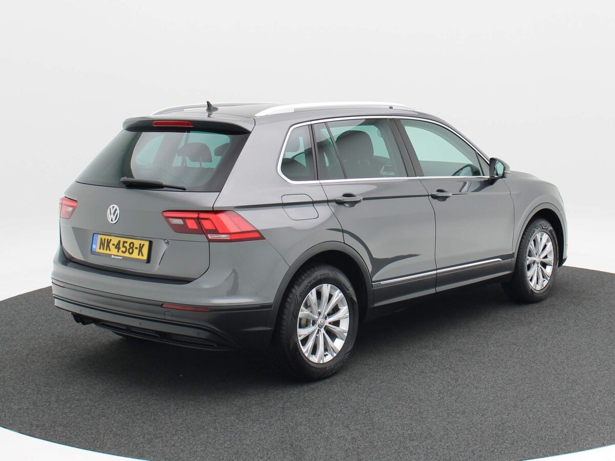 Volkswagen Tiguan 1.4 TSi 125 Pk Comfortline | Navi | ECC | Trekhaak | Cruise | 17 Inch | Parkeersensoren