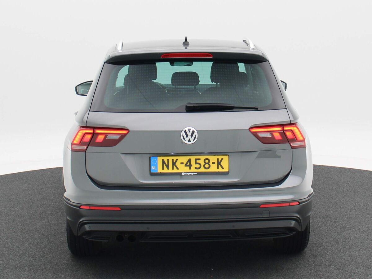 Volkswagen Tiguan 1.4 TSi 125 Pk Comfortline | Navi | ECC | Trekhaak | Cruise | 17 Inch | Parkeersensoren