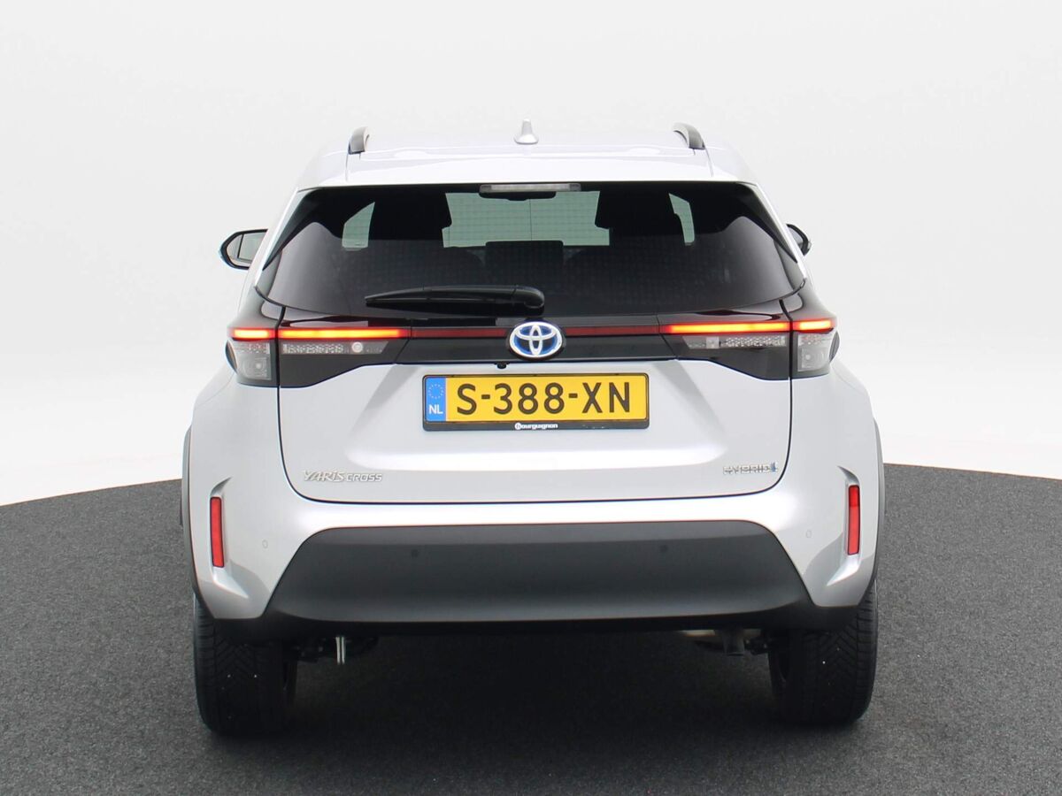 Toyota Yaris Cross 1.5 Hybrid Dynamic | Navi | Camera | 17 Inch | Adaptive Cruise | Stoelverwarming | 24.510 Km!!