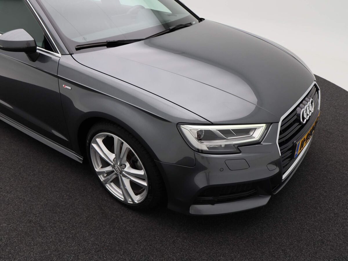 Audi A3 Sportback 35 TFSi 150 Pk S-Line | Navi | Full LED | 18 Inch | Camera | Virtual Cockpit | Stoelverwarming