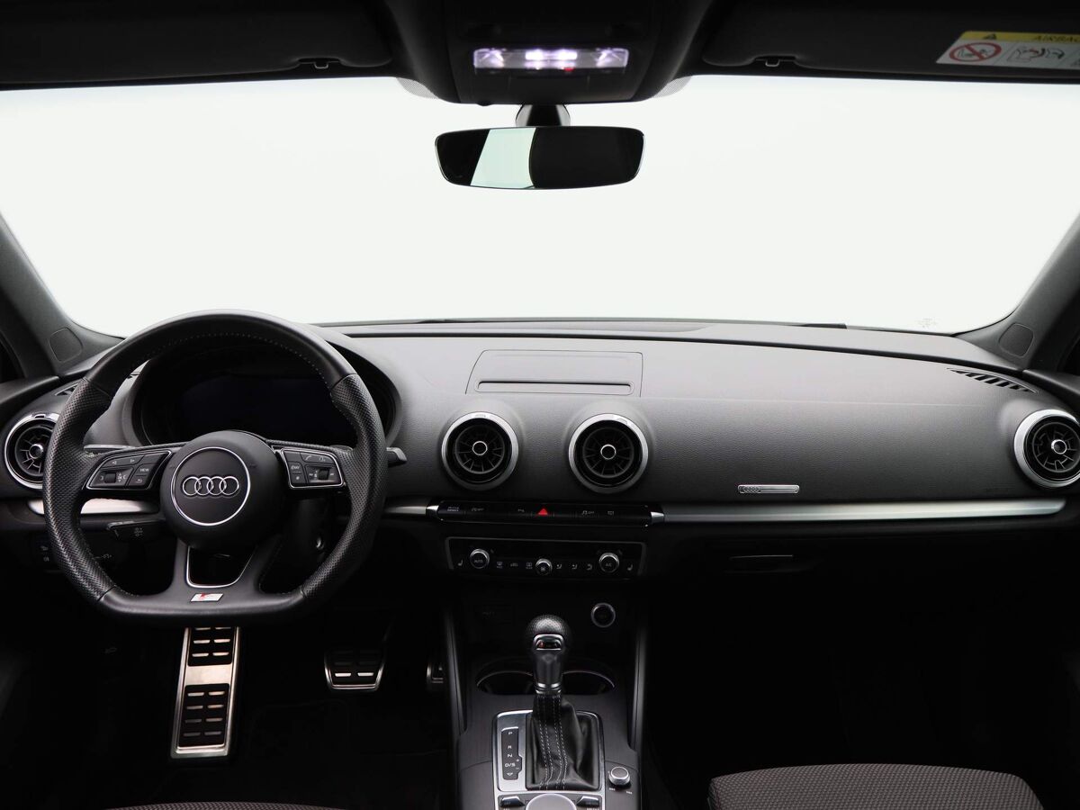 Audi A3 Sportback 35 TFSi 150 Pk S-Line | Navi | Full LED | 18 Inch | Camera | Virtual Cockpit | Stoelverwarming