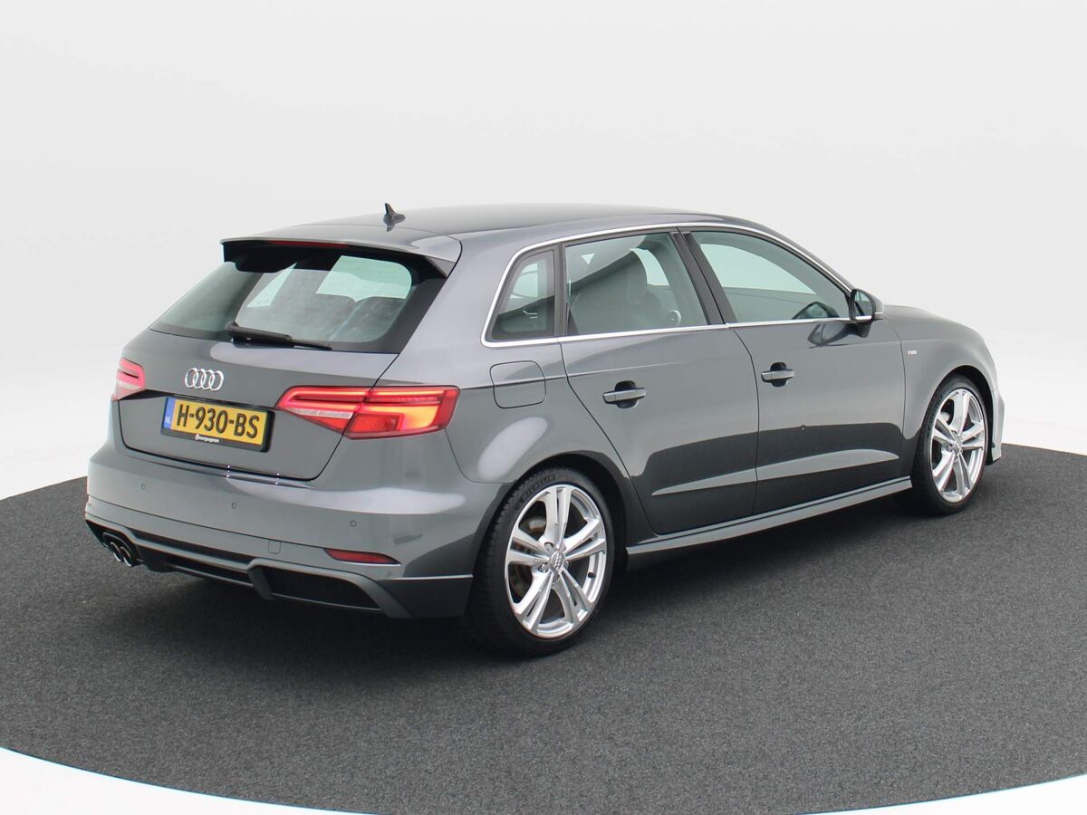 Audi A3 Sportback 35 TFSi 150 Pk S-Line | Navi | Full LED | 18 Inch | Camera | Virtual Cockpit | Stoelverwarming