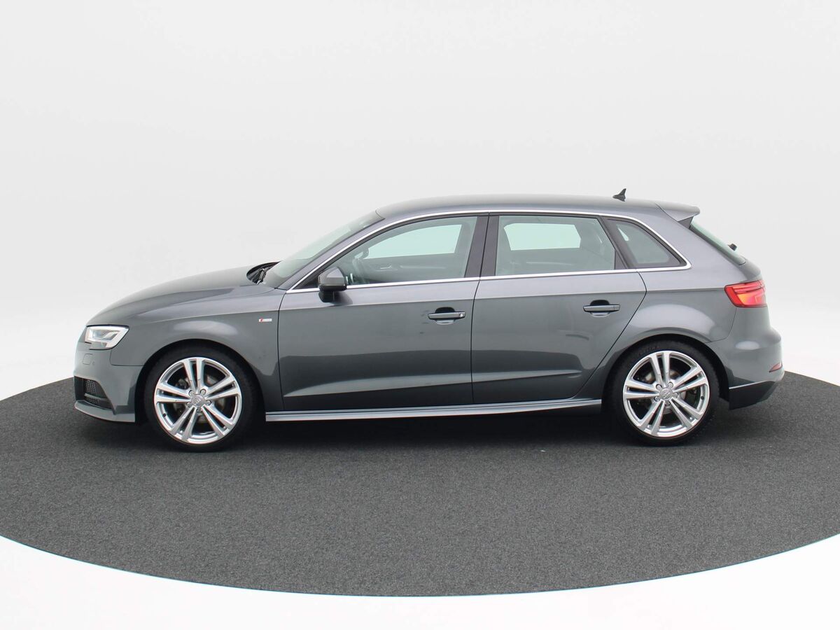 Audi A3 Sportback 35 TFSi 150 Pk S-Line | Navi | Full LED | 18 Inch | Camera | Virtual Cockpit | Stoelverwarming