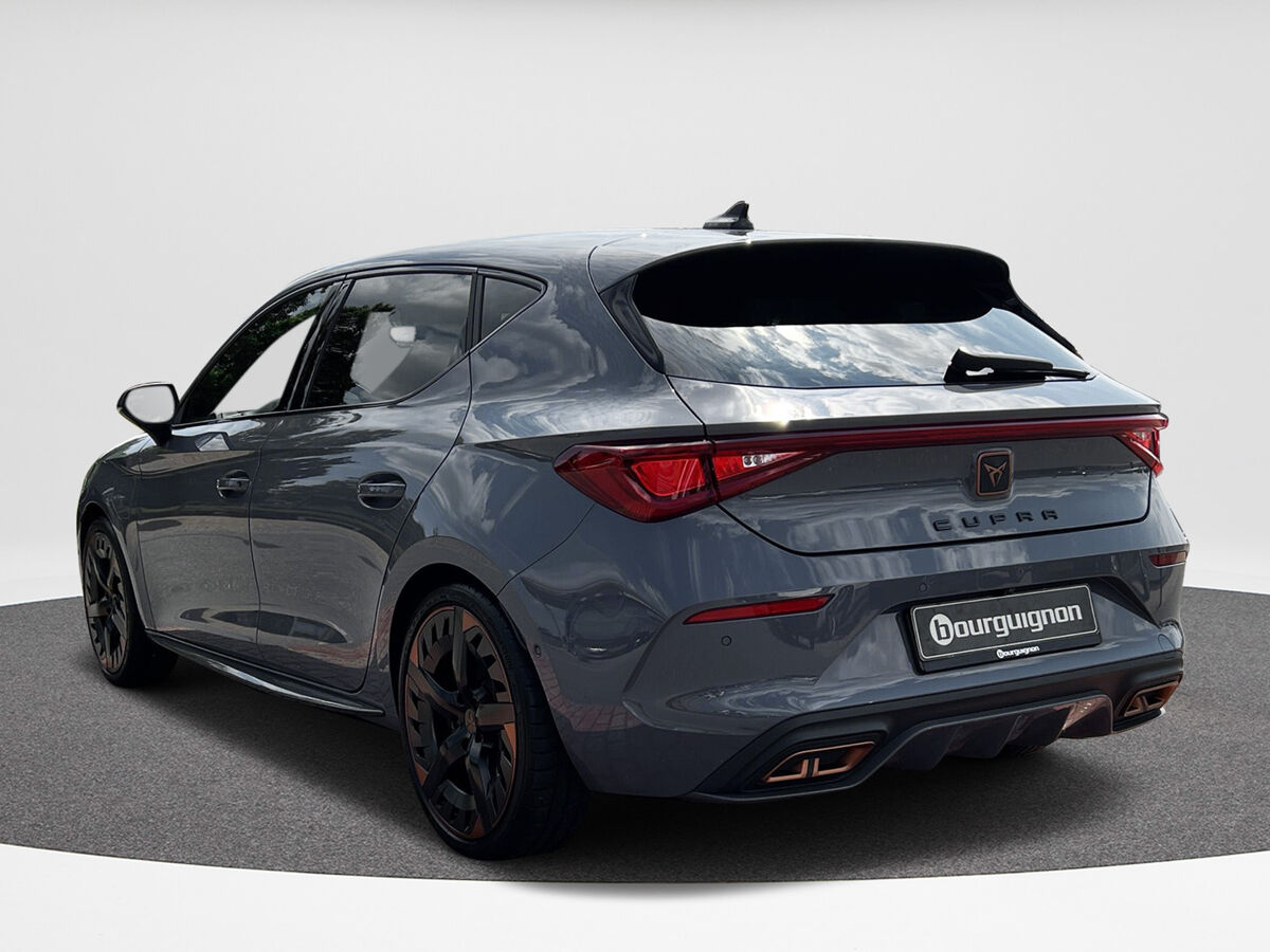 CUPRA Leon 1.4 e-Hybrid VZ 245 pk | PHEV | Navi | Clima | A-Camera | PDC |