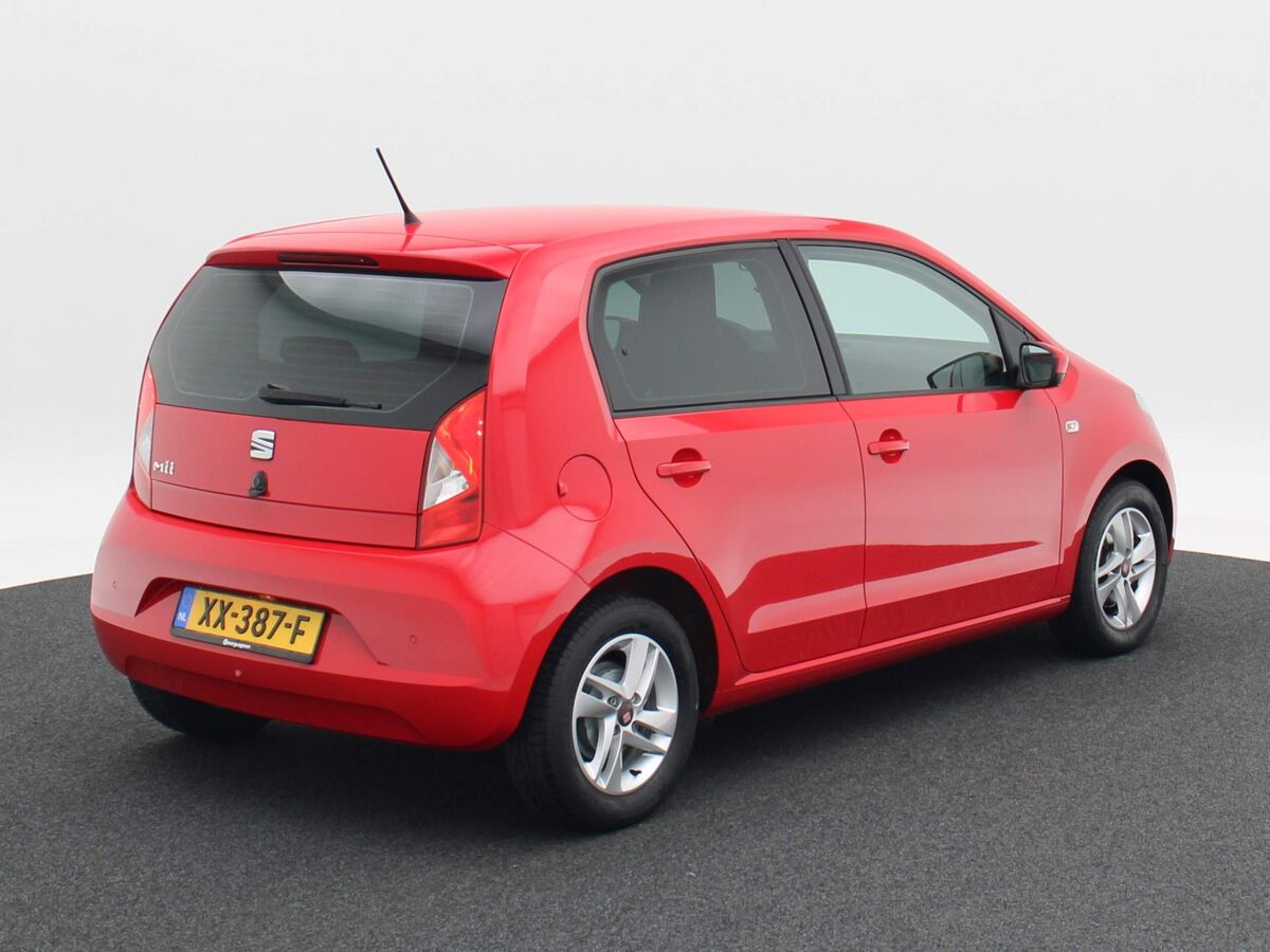 SEAT Mii 1.0 Style Intense | Airco | 14 Inch | Parkeersensoren | Privacy Glass | Cruise Controle | 83.092 Km!!