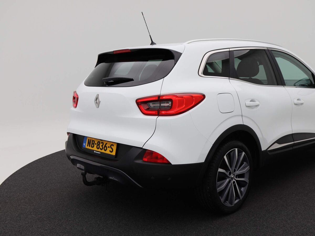 Renault Kadjar 1.2 TCe Automaat Bose | Navi | Panoramadak | 19 Inch | Trekhaak | Camera | Privacy Glass