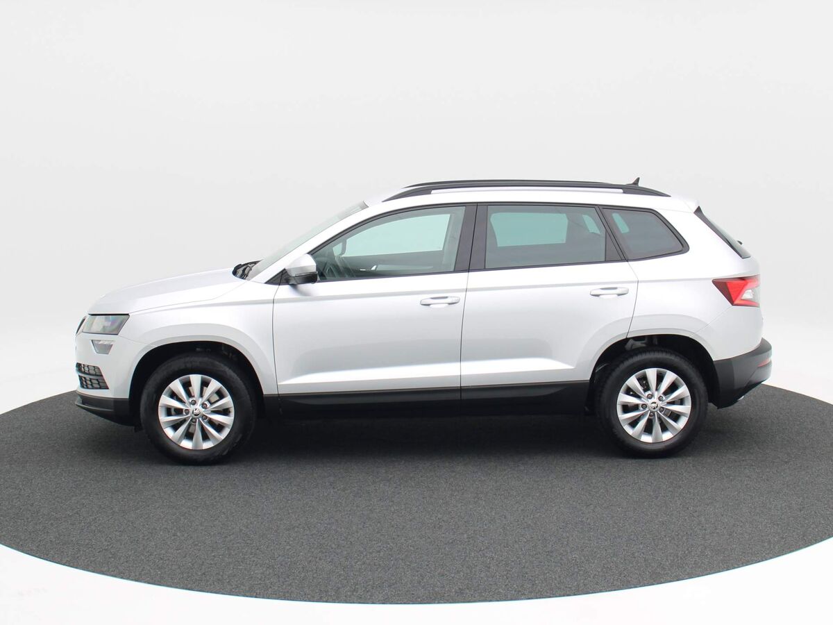 Škoda Karoq 1.0 TSi 110 Pk Business Edition | Navi | ECC | Cruise | Trekhaak | 16 Inch | Parkeersensoren