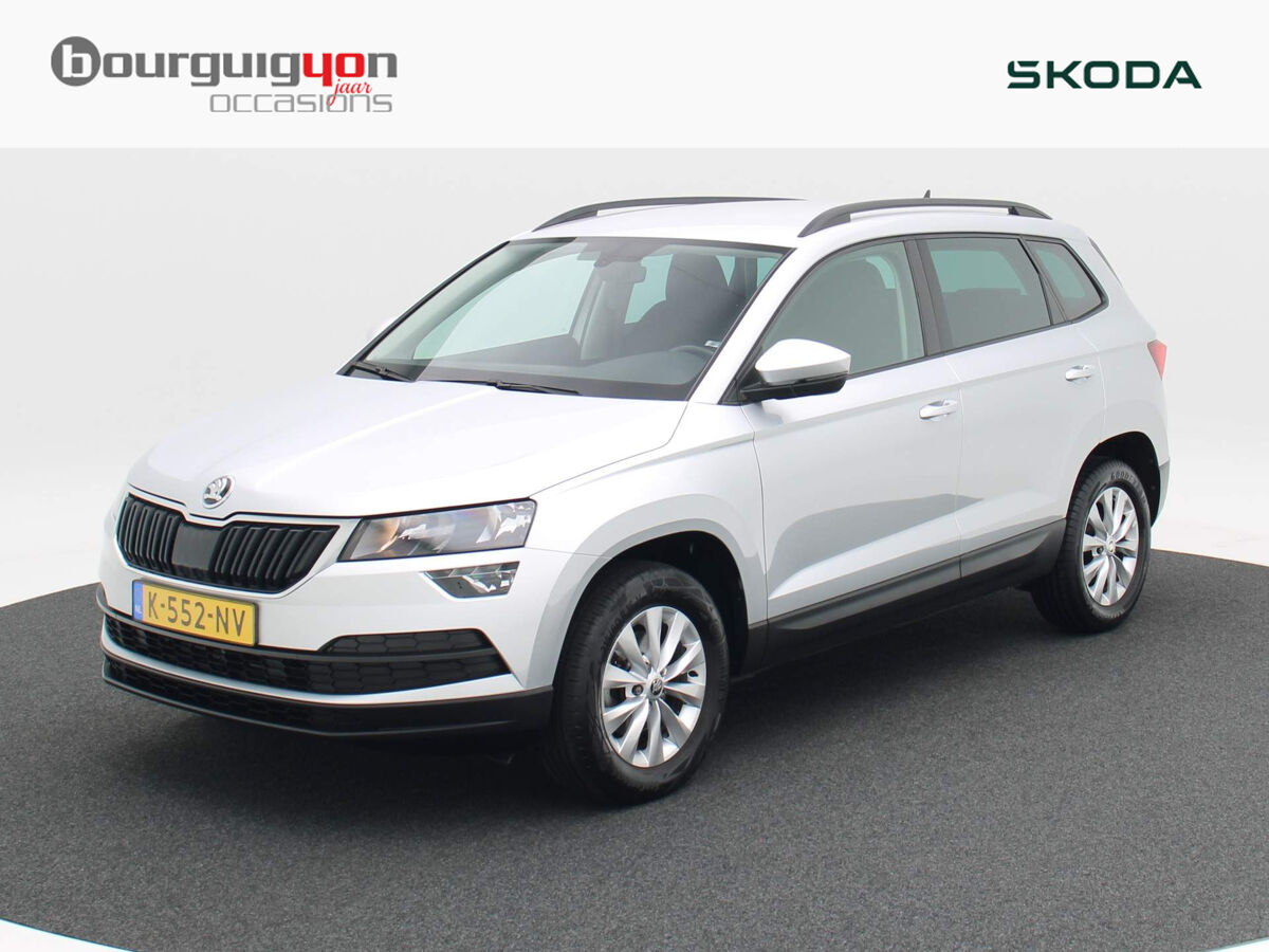 Škoda Karoq 1.0 TSi 110 Pk Business Edition | Navi | ECC | Cruise | Trekhaak | 16 Inch | Parkeersensoren