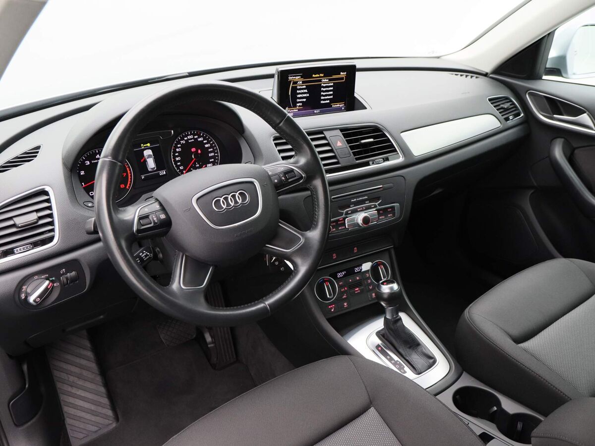 Audi Q3 1.4 TFSi 150 Pk Automaat Pro Line | Navi | Bluetooth | Cruise | Stoel verw. | ECC | 17 Inch