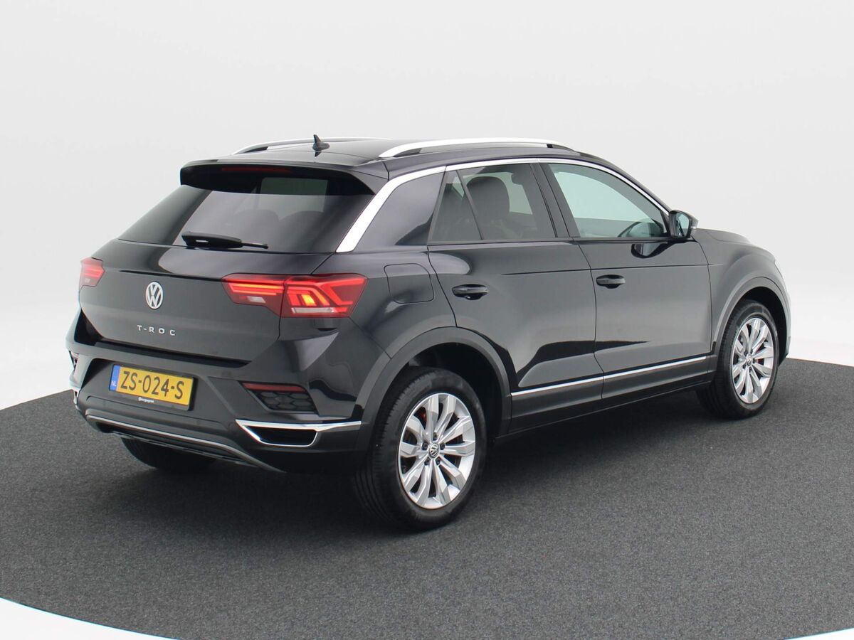 Volkswagen T-Roc 1.5 TSi 150 Pk DSG Sport | Carplay | Navi | Adaptive Cruise | Full LED | 17 Inch