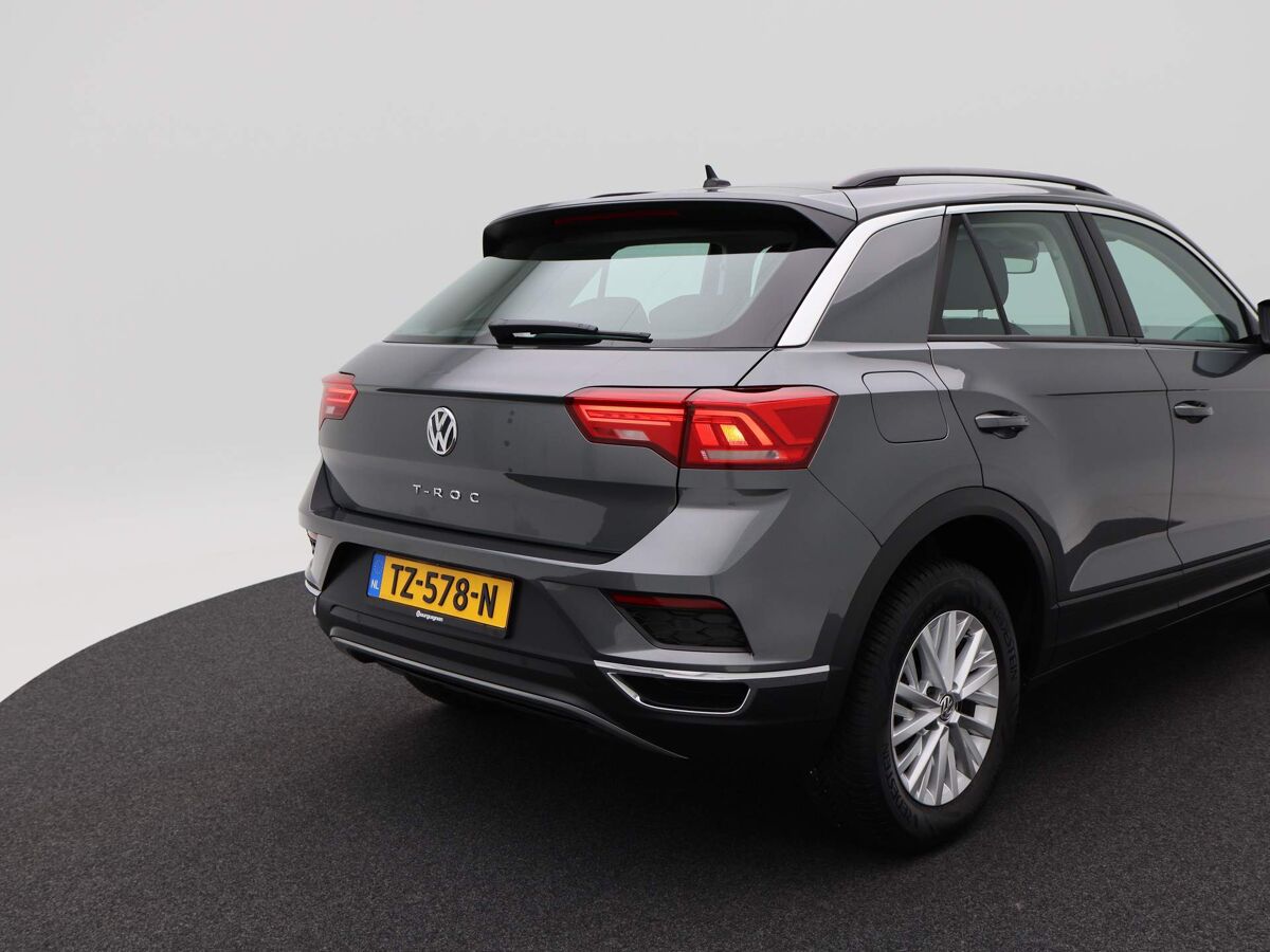 Volkswagen T-Roc 1.5 TSi 150 Pk DSG Style | Navi | ECC | 16 Inch | Parkeersensoren | Adaptive Cruise | 95.547 Km!!