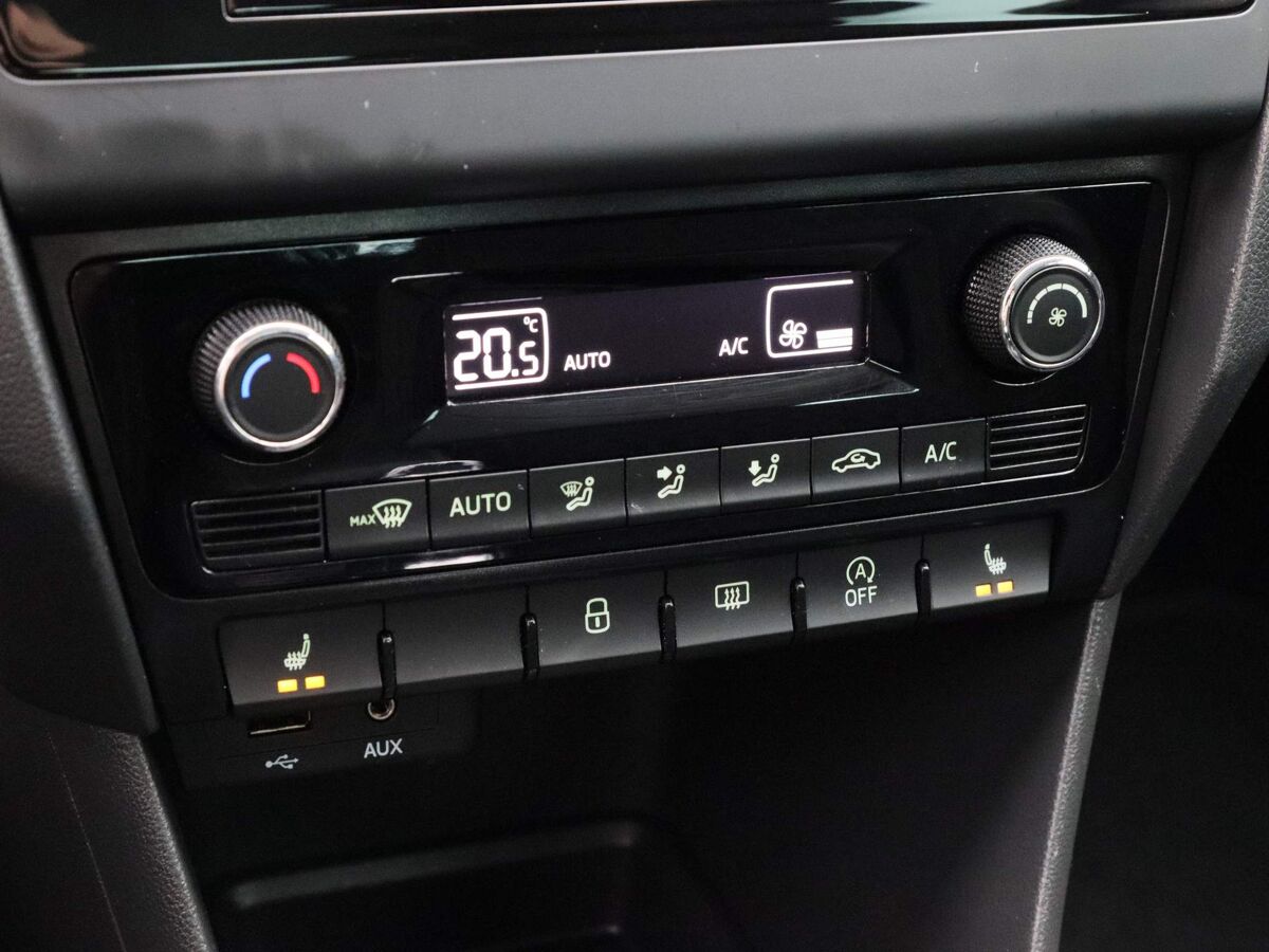 Škoda Rapid Spaceback 1.0 TSi Greentech Drive | Trekhaak | Navi | Carplay | Cruise | Stoelverwarming