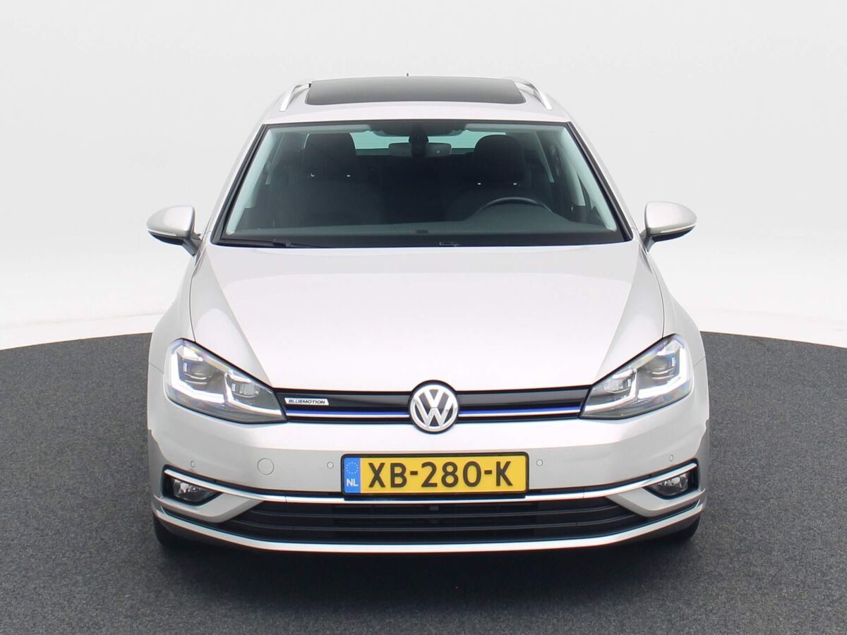 Volkswagen Golf Variant 1.5 TSi 130 Pk Highline | Adaptive cruise | Stoel verw. | Panorama | Navi | Carplay | LED |