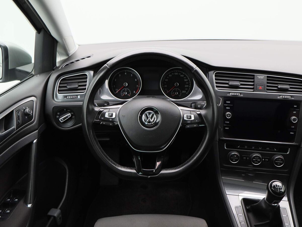 Volkswagen Golf Variant 1.5 TSi 130 Pk Highline | Adaptive cruise | Stoel verw. | Panorama | Navi | Carplay | LED |