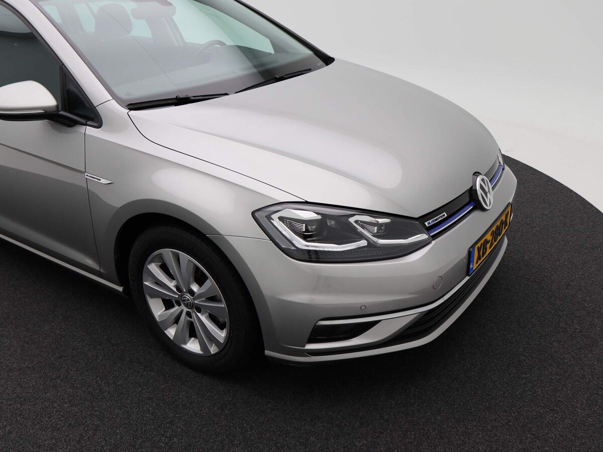 Volkswagen Golf Variant 1.5 TSi 130 Pk Highline | Adaptive cruise | Stoel verw. | Panorama | Navi | Carplay | LED |