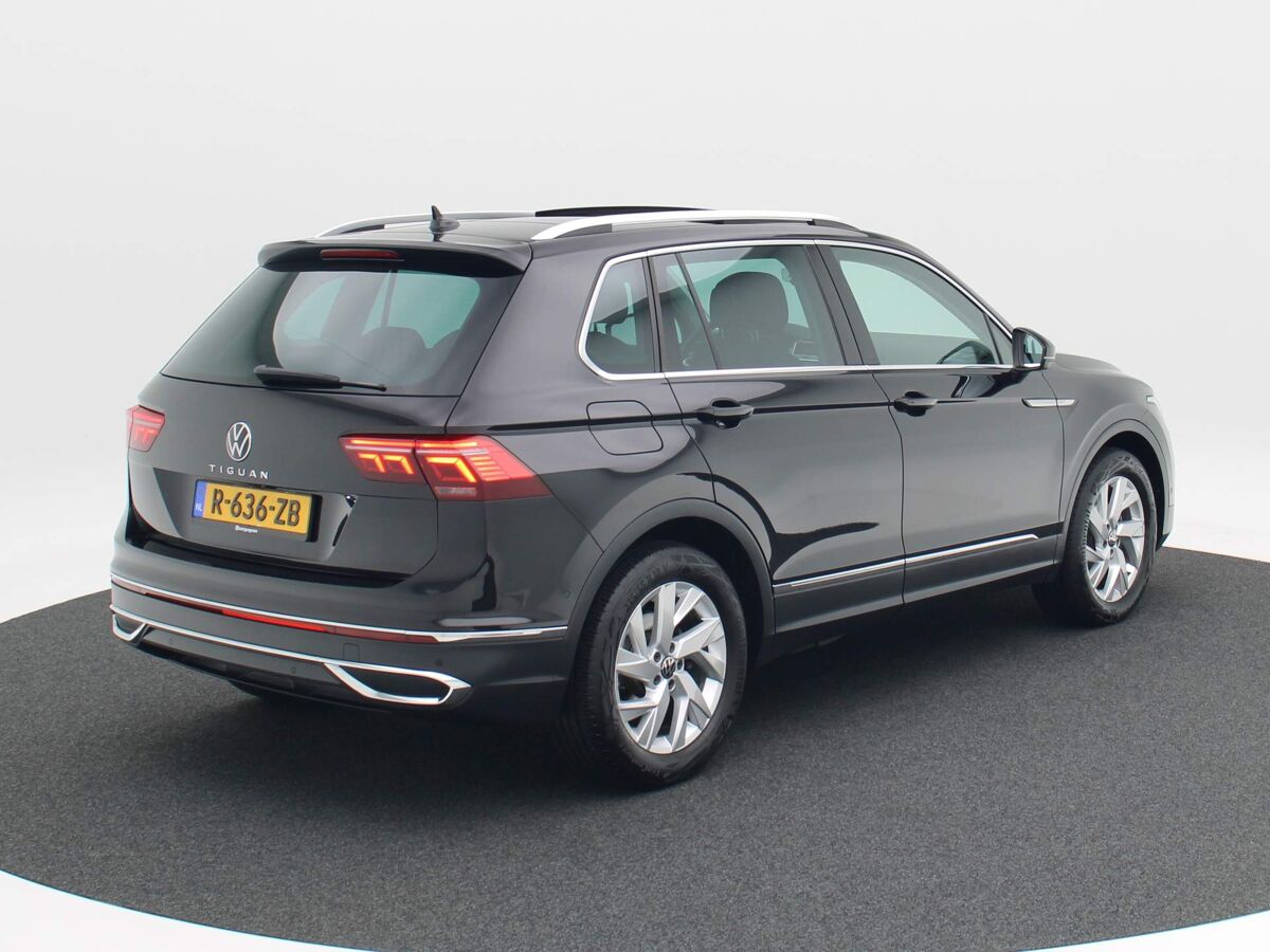 Volkswagen Tiguan 1.5 TSi 150 Pk DSG Elegance | Full LED | Panoramadak | 18 Inch | Adapt. Cruise | Camera | Elek. Achterklep