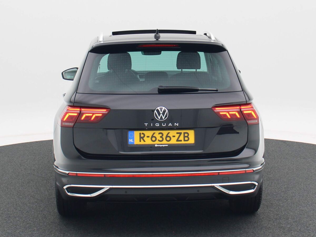 Volkswagen Tiguan 1.5 TSi 150 Pk DSG Elegance | Full LED | Panoramadak | 18 Inch | Adapt. Cruise | Camera | Elek. Achterklep