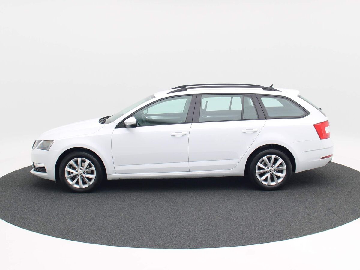 Škoda Octavia Combi 1.0 TSi 115 Pk Business Edition | Navi | Cruise Controle | Trekhaak | Parkeersensoren | 16 Inch | 62.457 Km!!