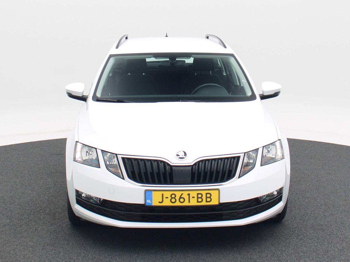 Škoda Octavia Combi 1.0 TSi 115 Pk Business Edition | Navi | Cruise Controle | Trekhaak | Parkeersensoren | 16 Inch | 62.457 Km!!