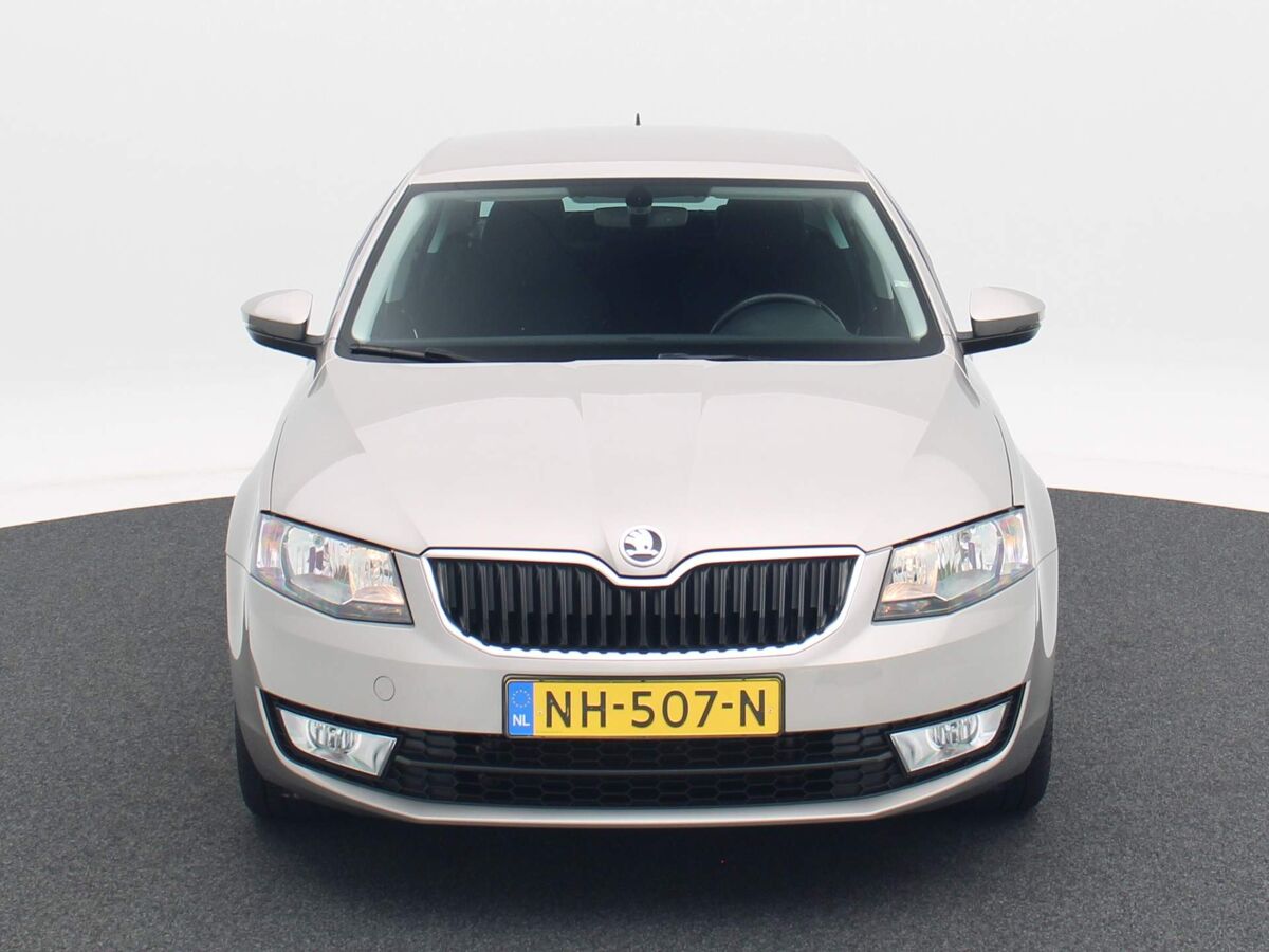 Škoda Octavia 1.0 TSi 115 Pk DSG Ambition Business | Navi | 18 Inch | Trekhaak | Sportstoelen | Cruise Controle | 96.077 Km!!