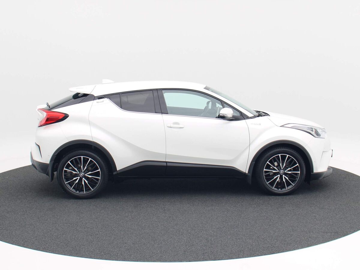 Toyota C-HR 1.8 Hybrid Executive | Navi | Cruise | 18 Inch | Camera | Privacy Glass | 90.908 Km!!