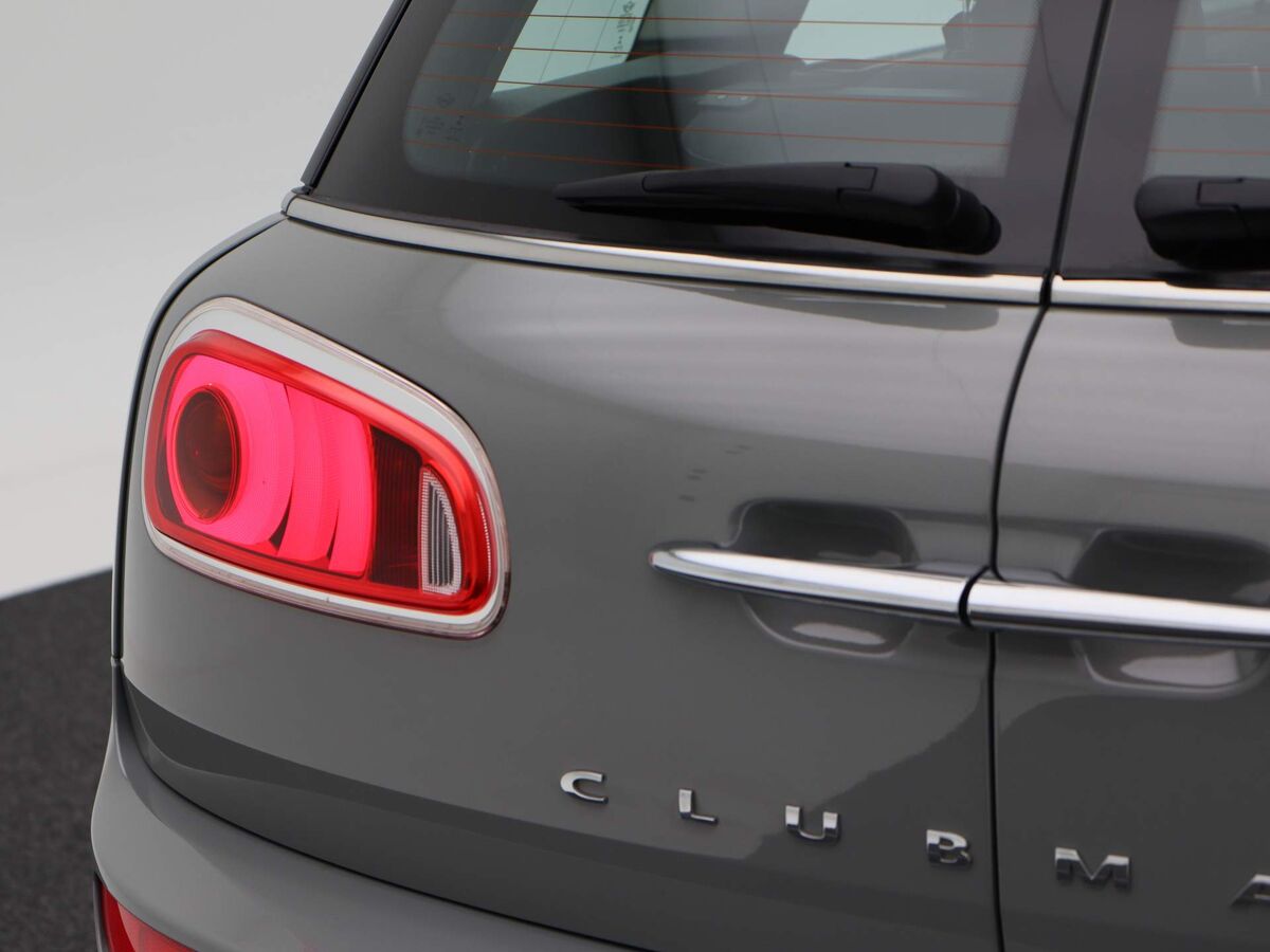 MINI Mini Clubman 1.5 One Serious Business | Cruise | Stoel Verw. | Navi | Bluetooth | Airco