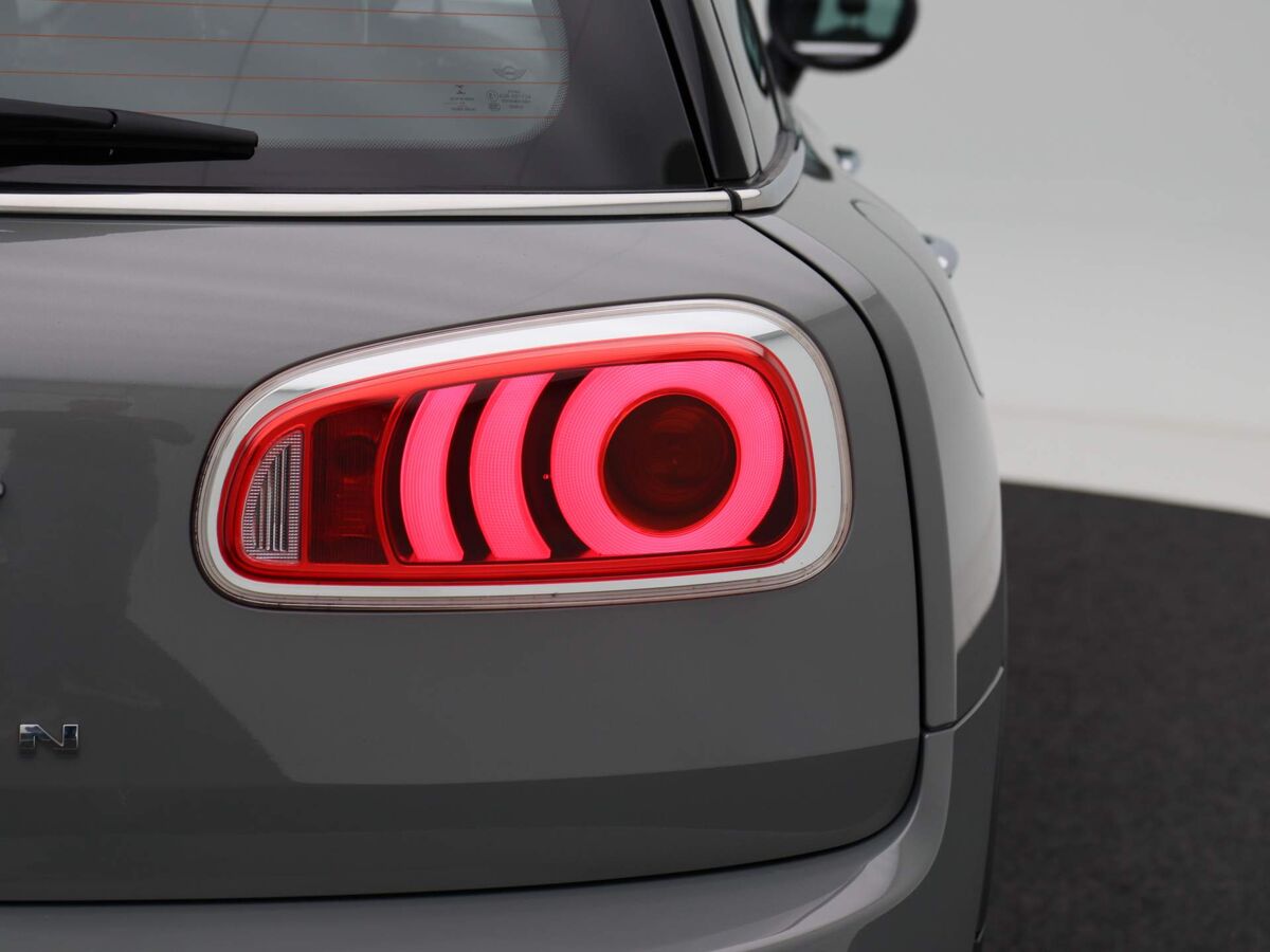 MINI Mini Clubman 1.5 One Serious Business | Cruise | Stoel Verw. | Navi | Bluetooth | Airco