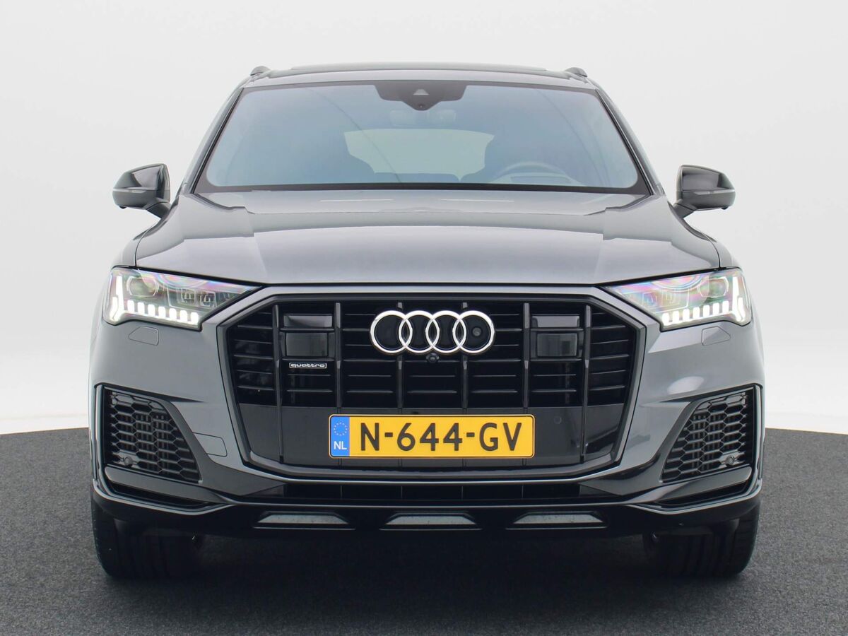 Audi Q7 60 TFSI e quattro Competition Laser Led | Head up | Garagedeur opener | Leder | Luchtvering