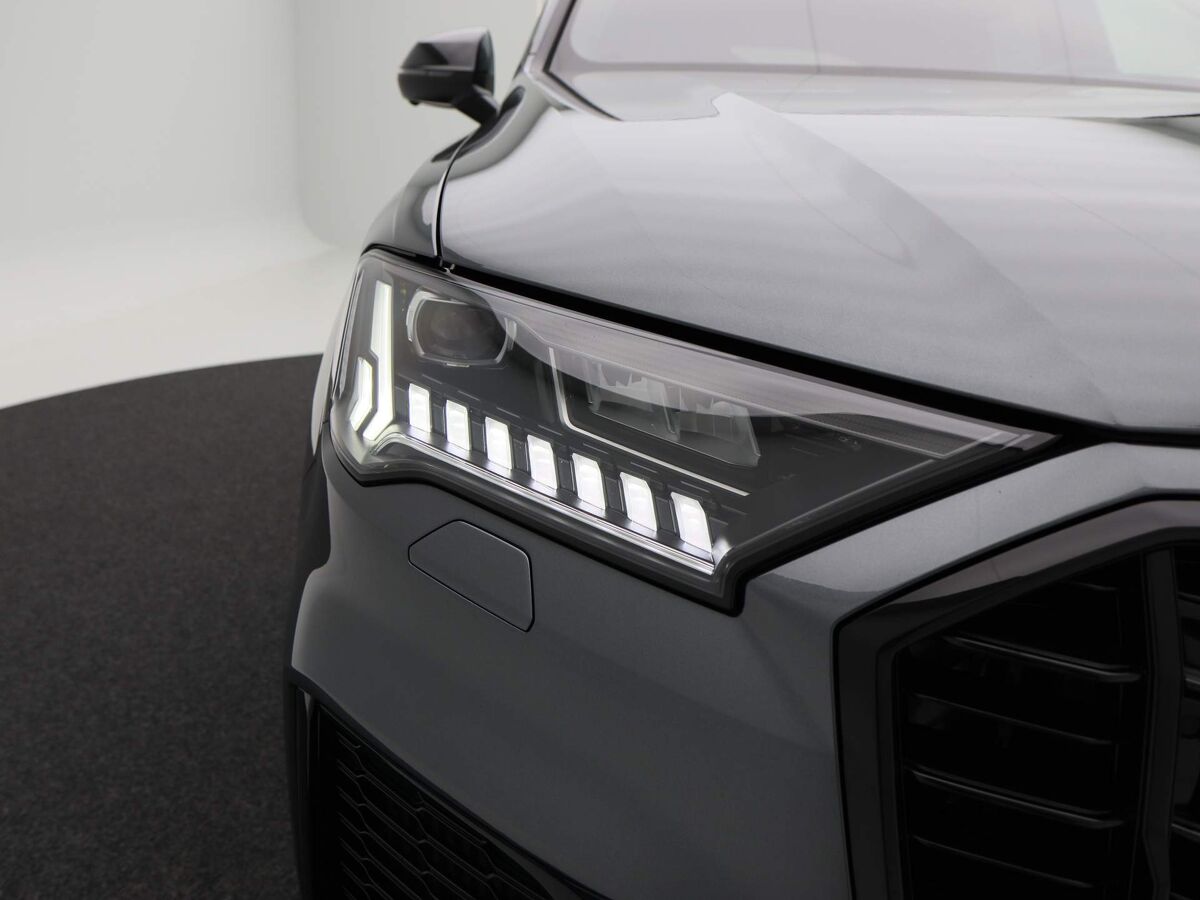 Audi Q7 60 TFSI e quattro Competition Laser Led | Head up | Garagedeur opener | Leder | Luchtvering