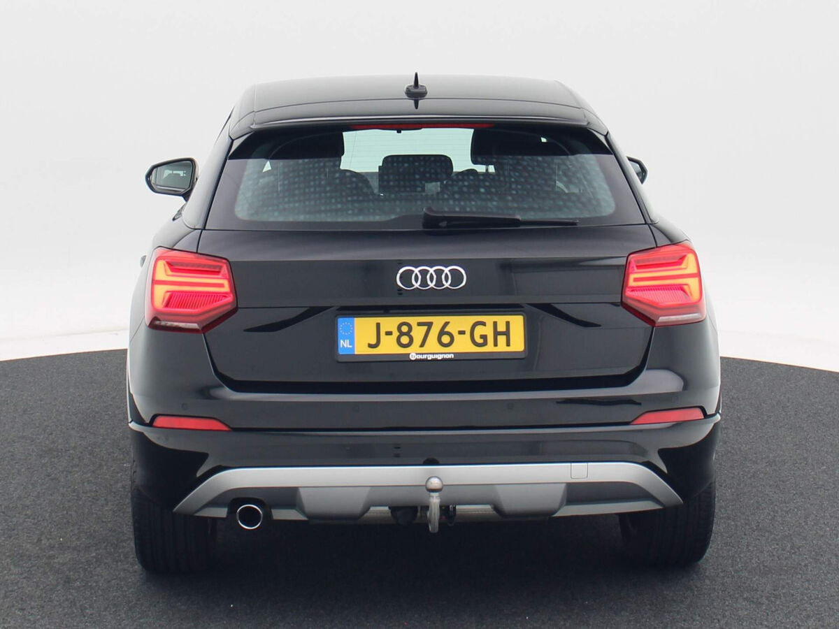 Audi Q2 30 TFSi 115 Pk Epic | Full LED | Navi | ECC | Stoelverwarming | Trekhaak | 17 Inch | Parkeersensoren