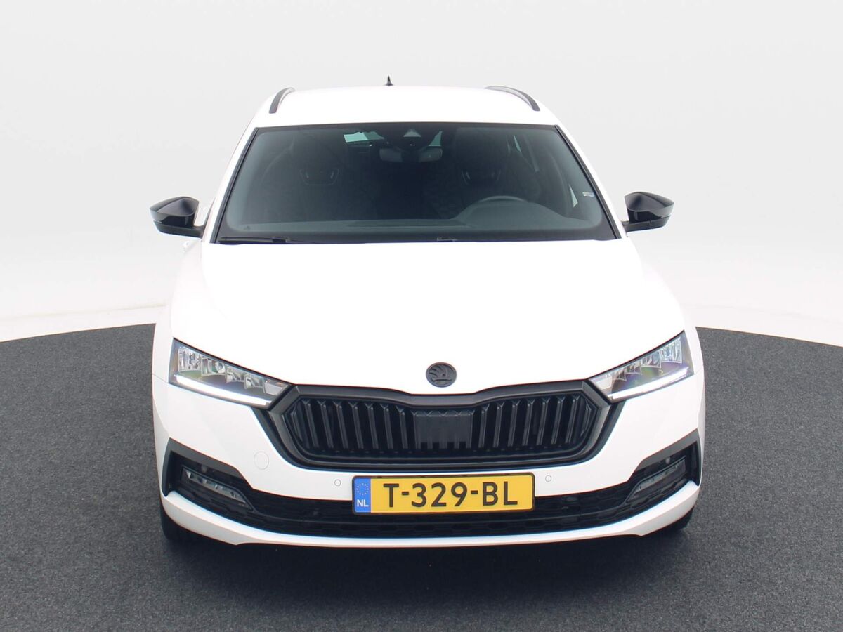 Škoda Octavia Combi 1.0 TSi Sport Business | Leder | Sportstoelen | 18 Inch | Navi | PDC | Privacy Glass | Stoelverwarming