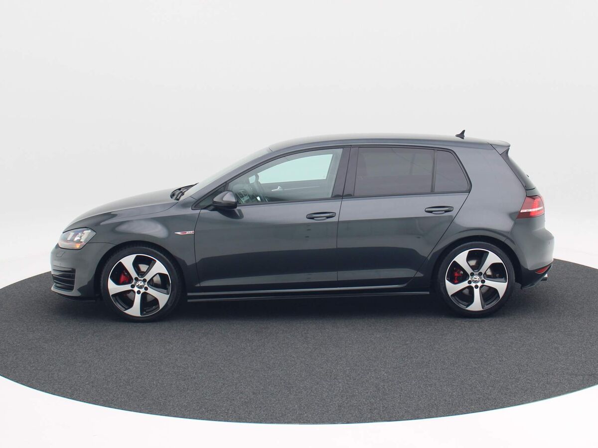 Volkswagen Golf 2.0 TSI GTi 300 Pk DSG | Xenon | 18 Inch | Navi | Privacy Glass | Stoelverwarming