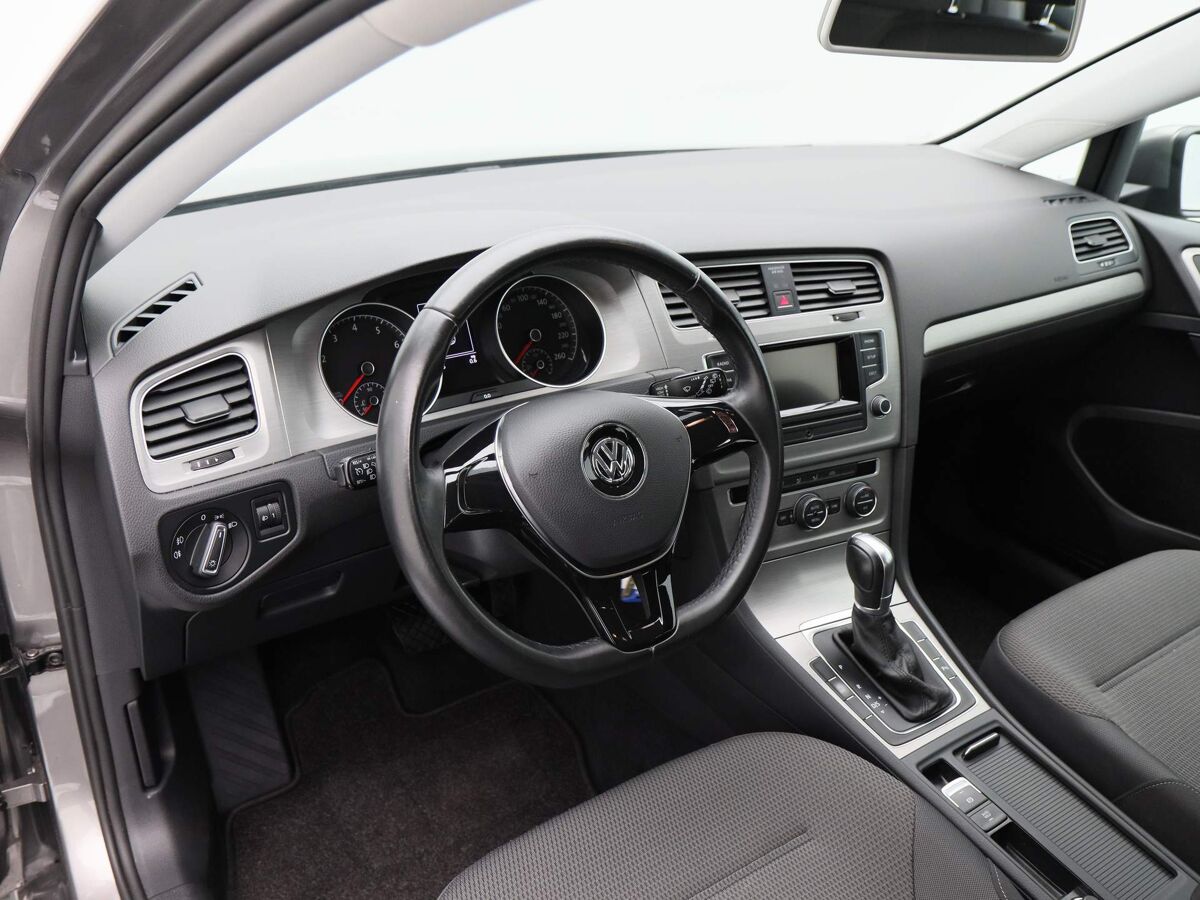 Volkswagen Golf 1.0 TSi 115 Pk DSG Comfortline | Cruise Controle | 16 Inch | Parkeersensoren V+A | Trekhaak | 64.355 Km!!