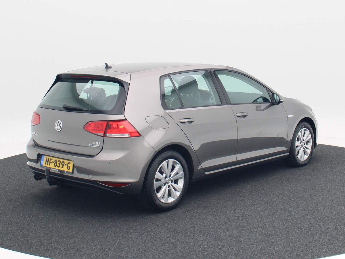 Volkswagen Golf 1.0 TSi 115 Pk DSG Comfortline | Cruise Controle | 16 Inch | Parkeersensoren V+A | Trekhaak | 64.355 Km!!