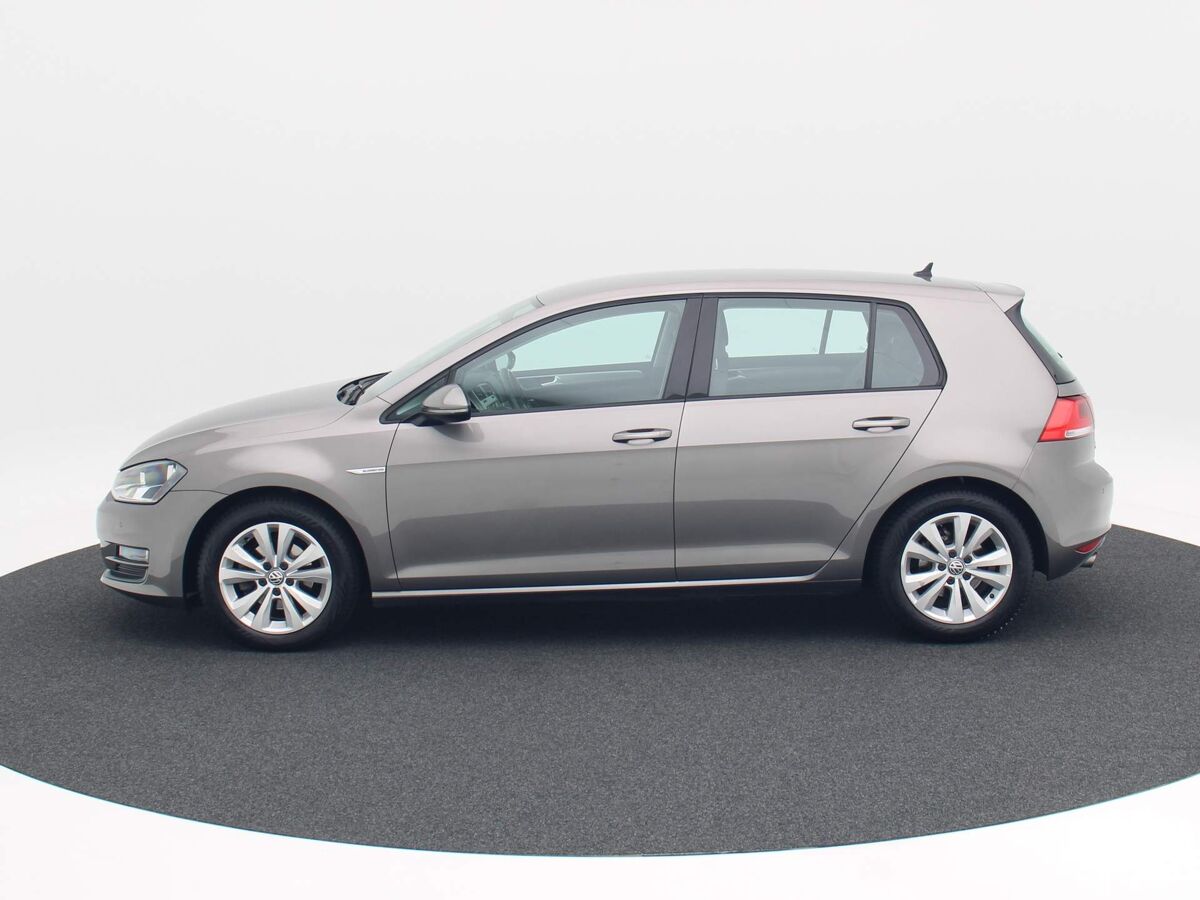 Volkswagen Golf 1.0 TSi 115 Pk DSG Comfortline | Cruise Controle | 16 Inch | Parkeersensoren V+A | Trekhaak | 64.355 Km!!