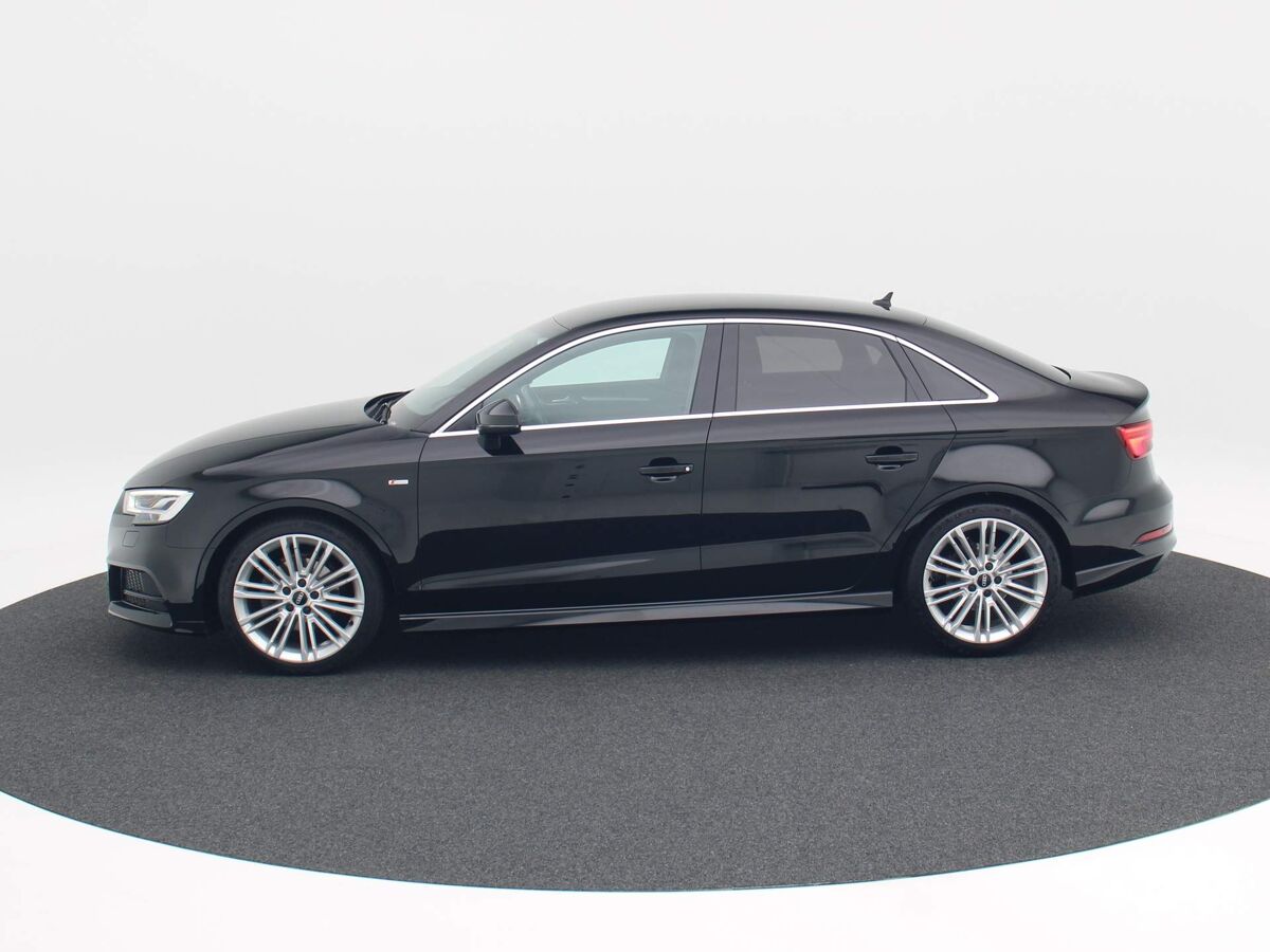 Audi A3 Limousine 30 TFSi 115 Pk S-Line | Navi | 18 Inch | Full LED | Cruise | 98.234 Km!!