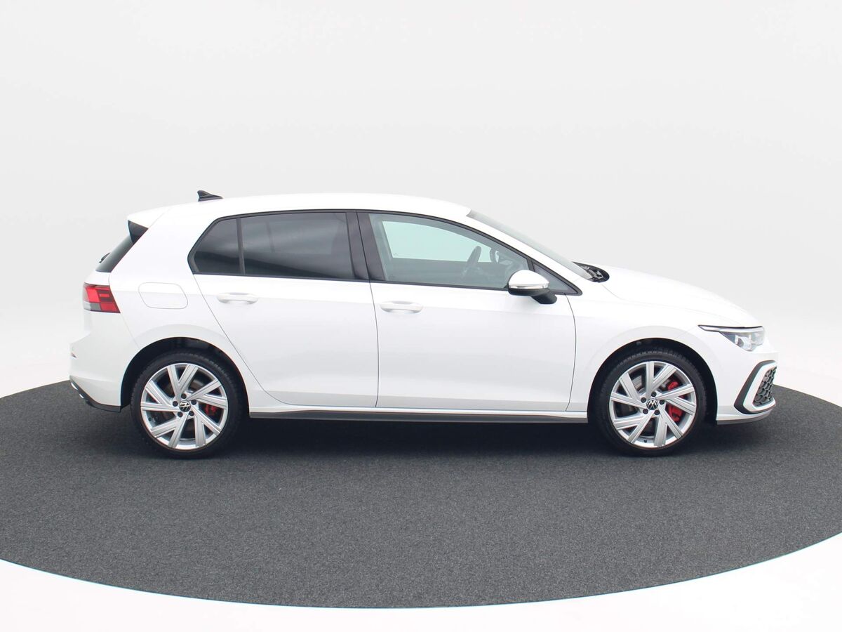 Volkswagen Golf GTE 1.4 TSi 245 Pk DSG GTE | Navi | Full LED | 18 Inch | Privacy Glass  | 23.271 Km!!