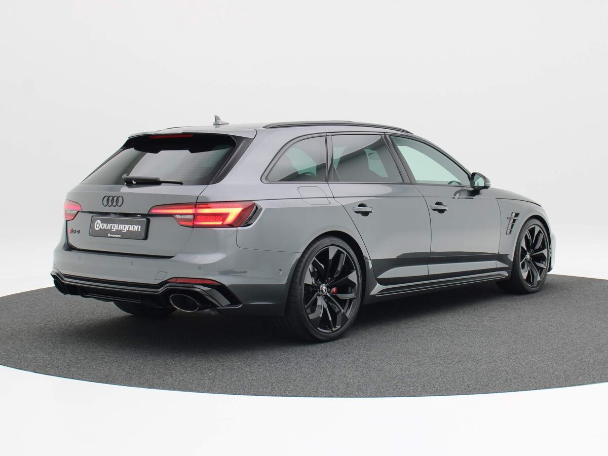 Audi RS4 Avant 2.9 TFSI RS4 quattro | 360° cam | B&O | Elek. Panorama | Massage