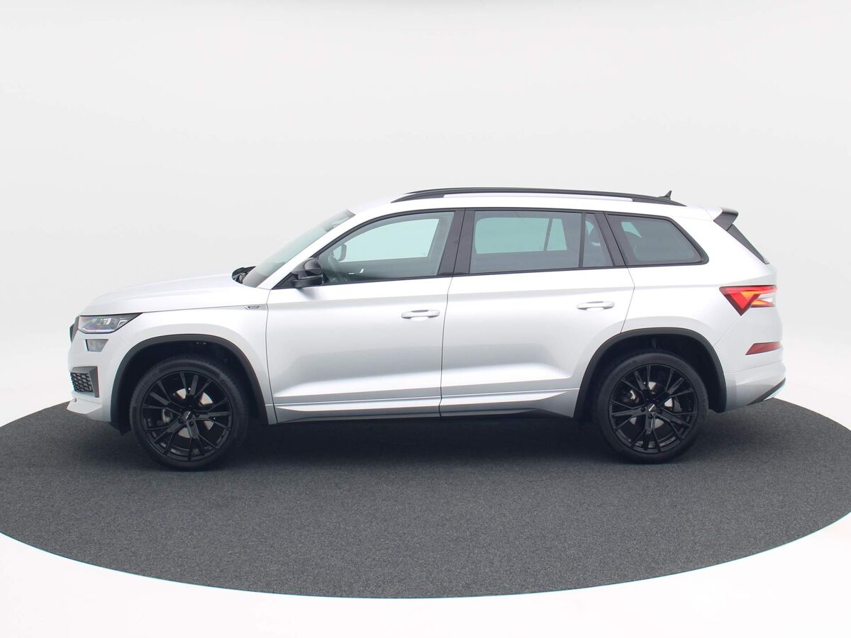 Škoda Kodiaq 1.5 TSi 150 Pk DSG Sportline Business | 20 Inch | Trekhaak | Camera | Stoelverwarming | 26.744 Km!!