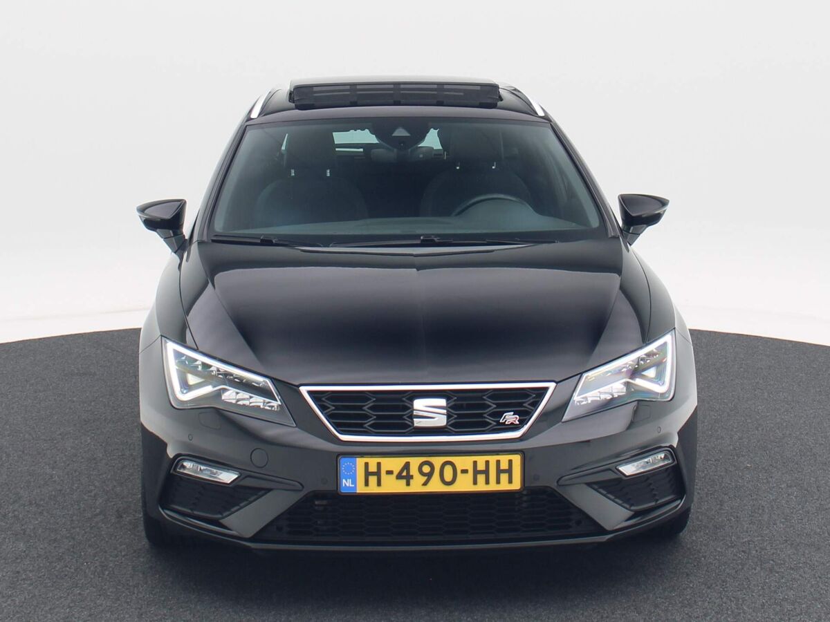 SEAT Leon ST 1.5 TSi 130 Pk FR Ultimate Edition | Panoramadak | Full LED | 17 Inch | Camera | Beats Audio | 84.982 Km!!