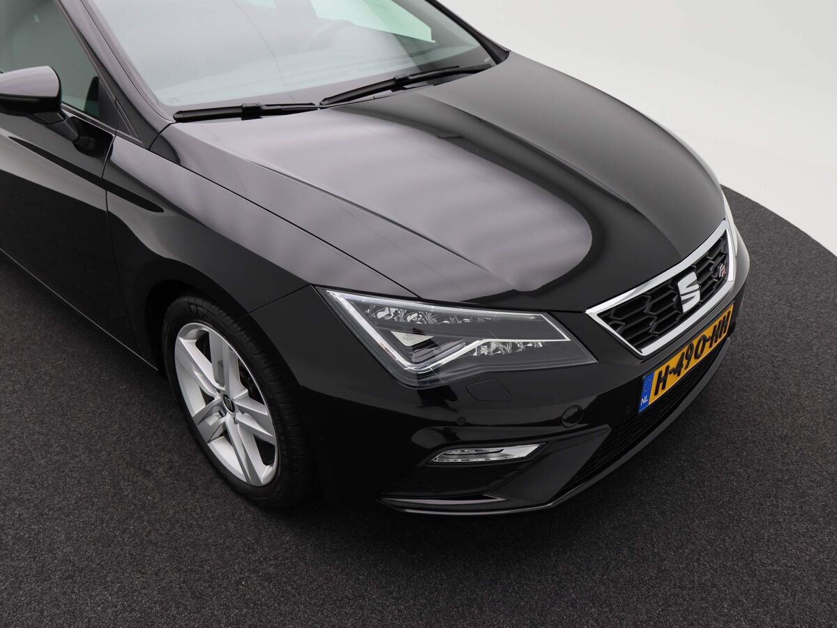 SEAT Leon ST 1.5 TSi 130 Pk FR Ultimate Edition | Panoramadak | Full LED | 17 Inch | Camera | Beats Audio | 84.982 Km!!