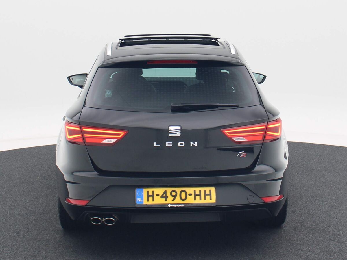 SEAT Leon ST 1.5 TSi 130 Pk FR Ultimate Edition | Panoramadak | Full LED | 17 Inch | Camera | Beats Audio | 84.982 Km!!